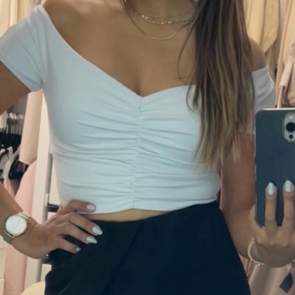 Express White XS off the e shoulder top